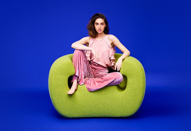 sculptural-bright-green-armchair-modern-furniture-design-290517-1015-01